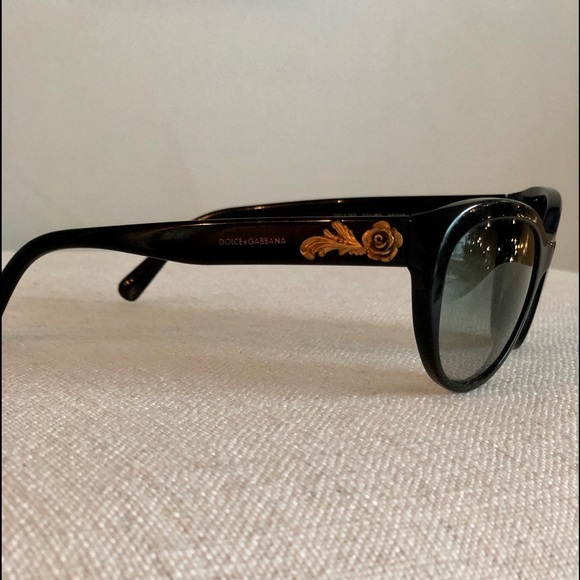 COPY - Dolce & Gabbana rose cat eye sunglasses - Picture 6 of 8